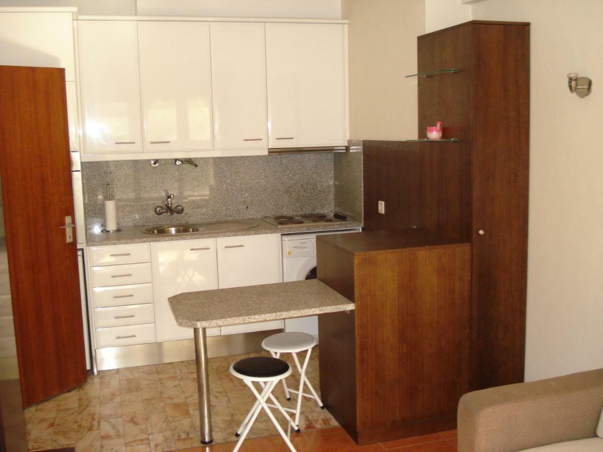 Apartamento T1 - 3Min Do Santuario Fátima Exteriör bild
